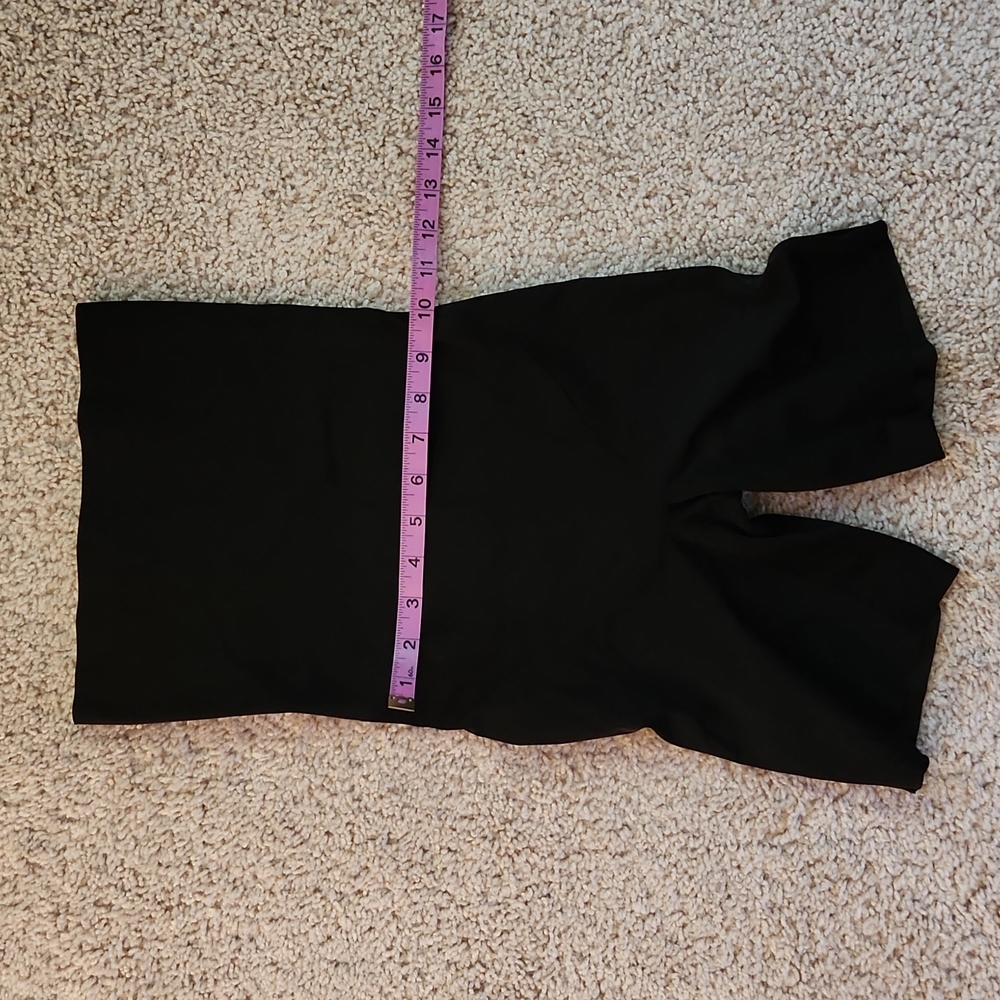 ⚡️Donna Karan Hosiery Shapewear - Small / Petite
